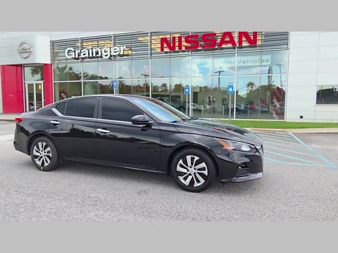 Used 2022 Nissan Altima 2.5 S FWD image 37