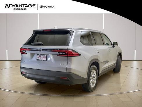 Certified 2025 Toyota Grand Highlander XLE image 7