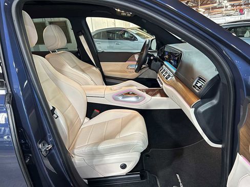 Certified 2025 Mercedes-Benz GLS 450 GLS 450 image 13