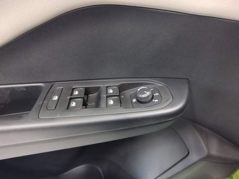 New 2026 Volkswagen Taos SEL AWD/4WD image 18