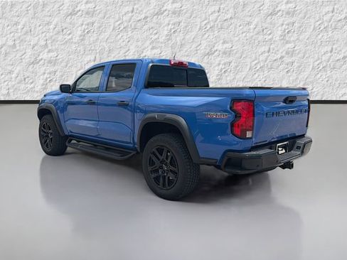 Used 2025 Chevrolet Colorado Trail Boss AWD/4WD image 5
