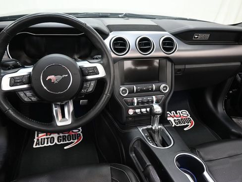 Used 2020 Ford Mustang GT Premium w/ Equipment Group 401A RWD image 4