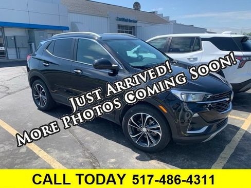Used 2023 Buick Encore GX Select FWD image 1