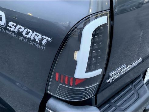 Used 2015 Toyota Tacoma PreRunner w/ TRD Sport Package RWD image 27
