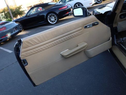 Used 1988 Mercedes-Benz 560 SL image 22