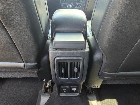 Used 2021 Jeep Compass Latitude AWD/4WD image 29