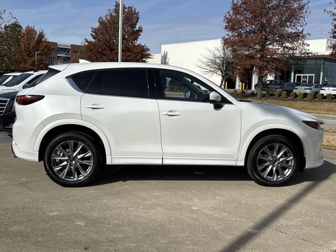 New 2025 MAZDA CX-5 AWD 2.5 S w/ Premium Plus Pkg image 2