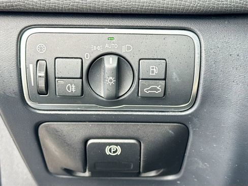 Used 2016 Volvo XC60 T6 w/ Proximity Package image 11