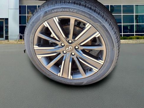 Used 2022 INFINITI QX50 Luxe w/ Appearance Package image 29