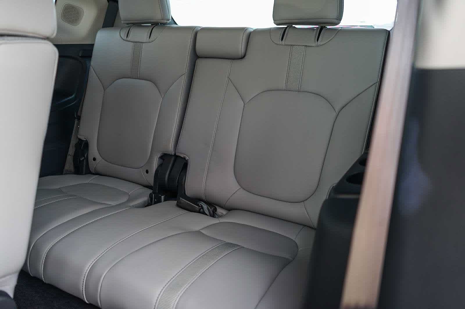 Used 2023 Honda Pilot Touring image 23