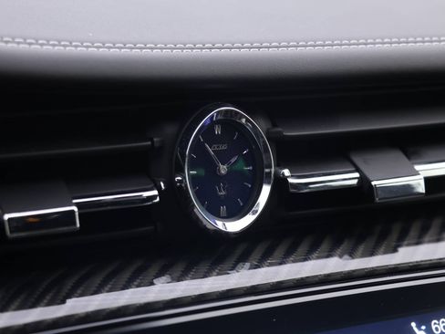 Used 2020 Maserati Quattroporte GTS GranLusso image 15