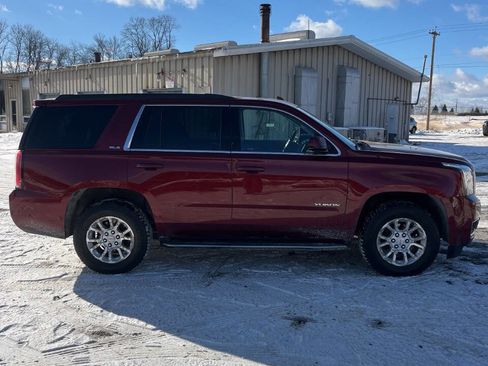 Used 2018 GMC Yukon SLE w/ HD Trailering Package image 3