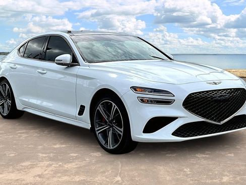 Used 2025 Genesis G70 2.5T w/ Sport Prestige Package RWD image 3
