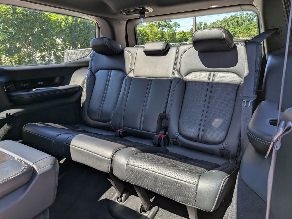 Used 2022 Jeep Grand Wagoneer Series I AWD/4WD image 34