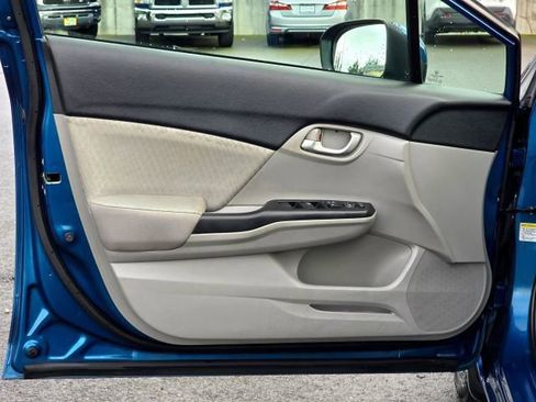 Used 2014 Honda Civic LX image 27