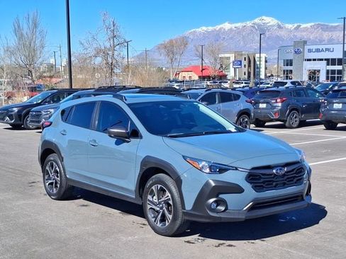 Used 2025 Subaru Crosstrek 2.0i Premium image 1
