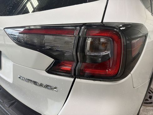 Certified 2024 Subaru Outback Limited image 17