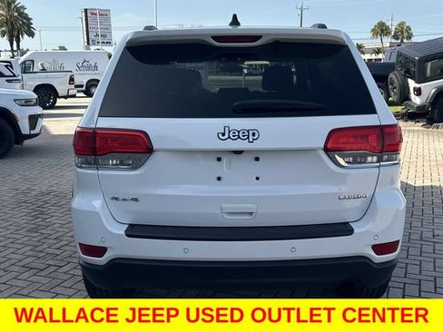 Used 2019 Jeep Grand Cherokee Laredo AWD/4WD image 8