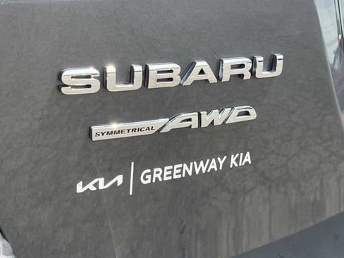 Used 2024 Subaru Outback Premium image 41