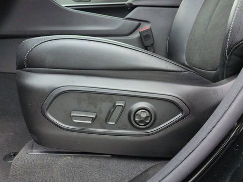 New 2026 Jeep Grand Cherokee Altitude RWD image 18