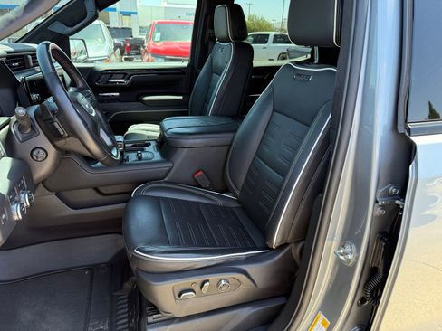 Used 2024 GMC Sierra 1500 AT4X AWD/4WD image 36