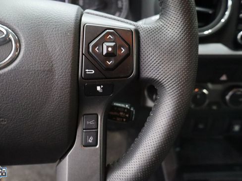 Used 2023 Toyota Tacoma TRD Sport AWD/4WD image 17