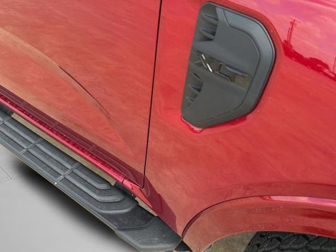 Used 2025 Ford Ranger XLT w/ Equipment Group 301A High AWD/4WD image 10