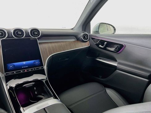 Certified 2026 Mercedes-Benz GLC 300 4MATIC image 25