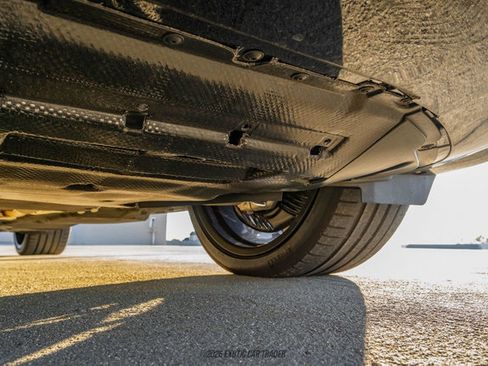 Used 2025 Lamborghini Urus SE image 73