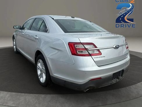 Used 2015 Ford Taurus SEL FWD image 8
