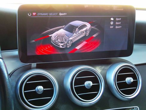 Used 2021 Mercedes-Benz C 300 Sedan image 31