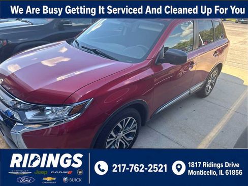 Used 2018 Mitsubishi Outlander ES FWD image 1