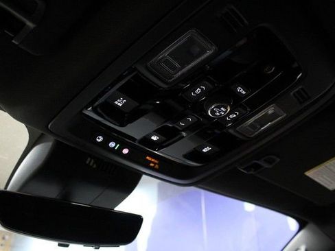 New 2026 GMC Yukon Elevation w/ Elevation Premium Package AWD/4WD image 31