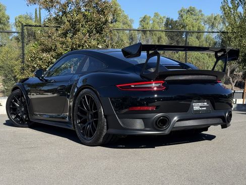 Certified 2018 Porsche 911 GT2 RS image 3
