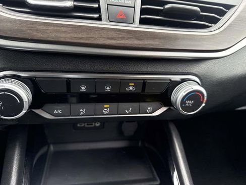 Used 2024 Nissan Altima 2.5 SV image 27