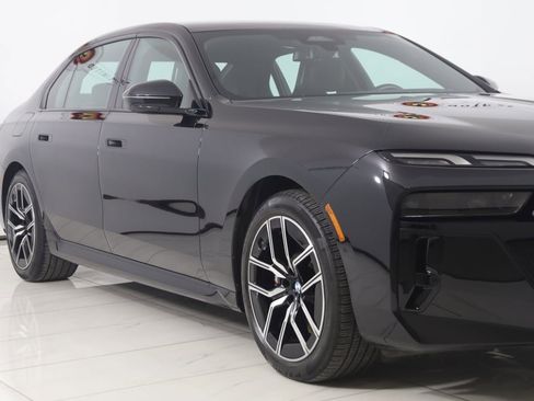 Used 2023 BMW 740i w/ Parking Assistance Package image 54