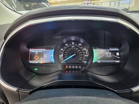 Used 2015 Ford Edge Titanium w/ Equipment Group 302A FWD image 31