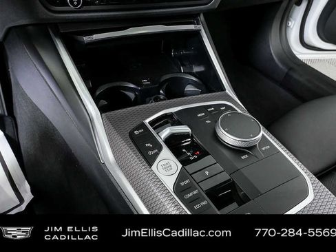 Used 2025 BMW 330i xDrive Sedan AWD/4WD image 17