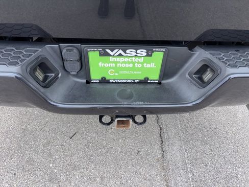 Used 2017 RAM 1500 Express RWD image 41