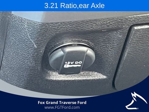 Used 2024 RAM 1500 Classic SLT AWD/4WD image 23