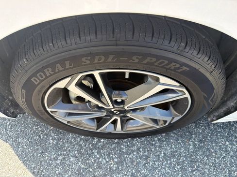 Used 2024 Kia Forte LXS FWD image 13
