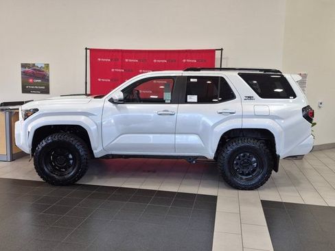 New 2026 Toyota 4Runner TRD Sport AWD/4WD image 10