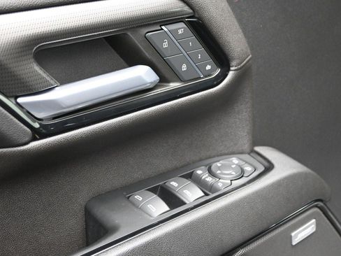 Used 2024 GMC Sierra 3500 AT4 w/ Technology Package image 22