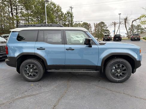 New 2026 Toyota Land Cruiser Base image 2