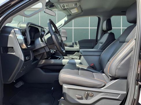 New 2026 Ford F250 Lariat w/ Black Appearance Package image 21