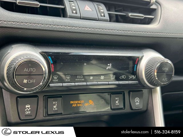 Used 2020 Toyota RAV4 XLE Premium AWD/4WD image 31
