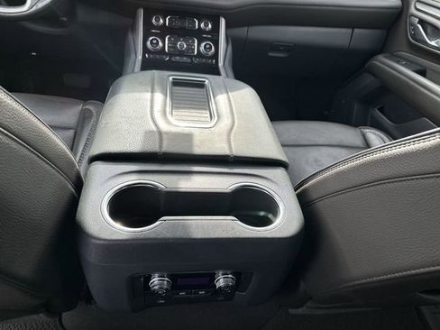 Certified 2022 GMC Yukon XL Denali image 24