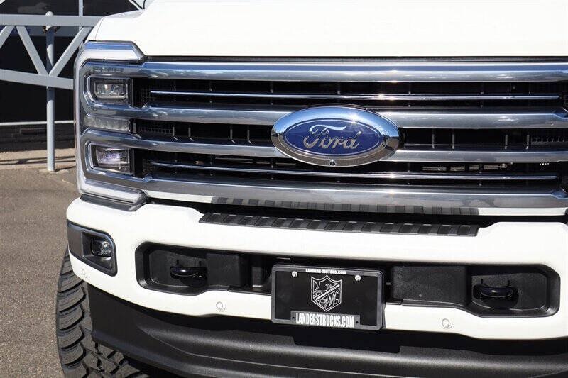 Used 2025 Ford F350 Platinum w/ Platinum Plus Package AWD/4WD image 9