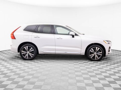 Used 2023 Volvo XC60 B5 Plus w/ Protection Package Premier AWD/4WD image 7