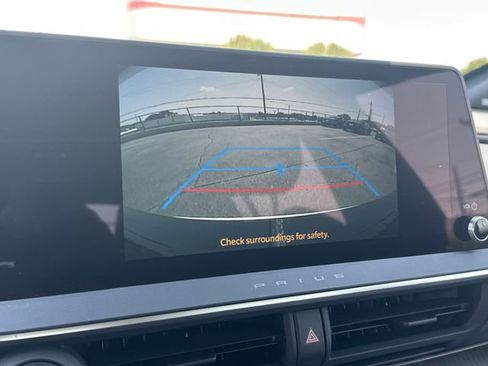 Used 2025 Toyota Prius Limited FWD image 14